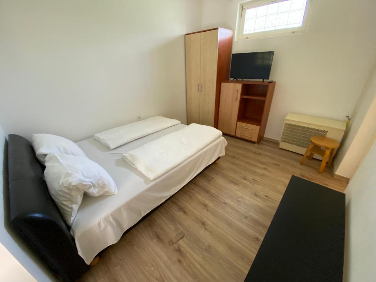 Amarin Apartments ハイデゥソボスロー エクステリア 写真