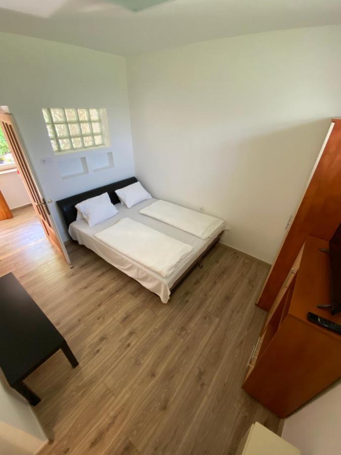Amarin Apartments ハイデゥソボスロー エクステリア 写真
