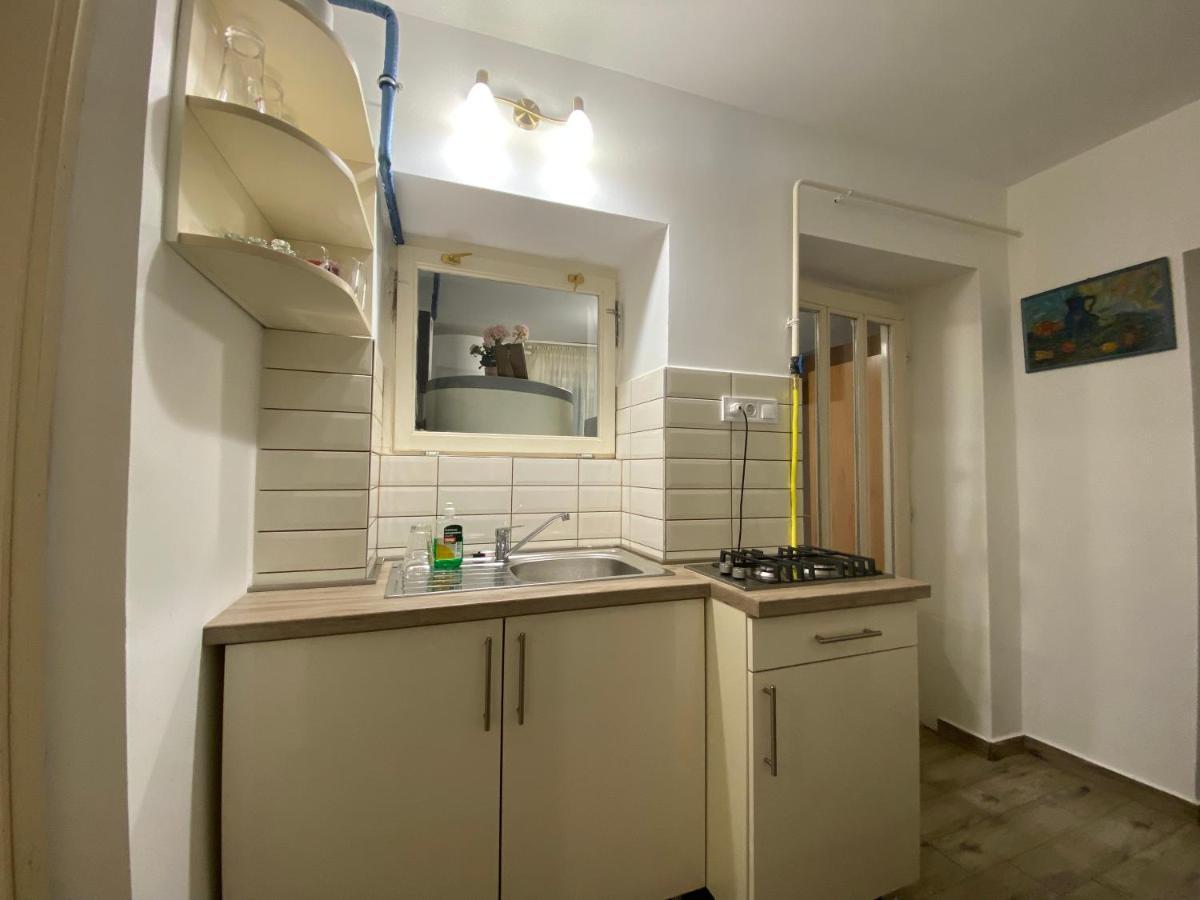 Amarin Apartments ハイデゥソボスロー エクステリア 写真