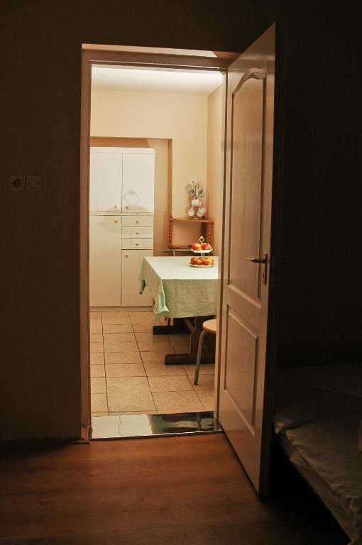 Amarin Apartments ハイデゥソボスロー 部屋 写真